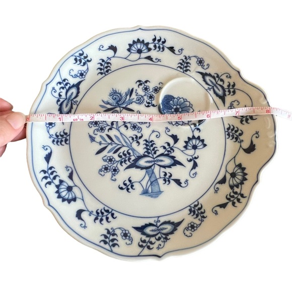 Blue Danube Blue Onion Snack Plate - Picture 4 of 6